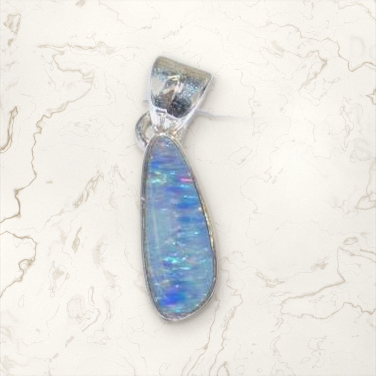 Pendentif Opale bleue arc-en-ciel (2)