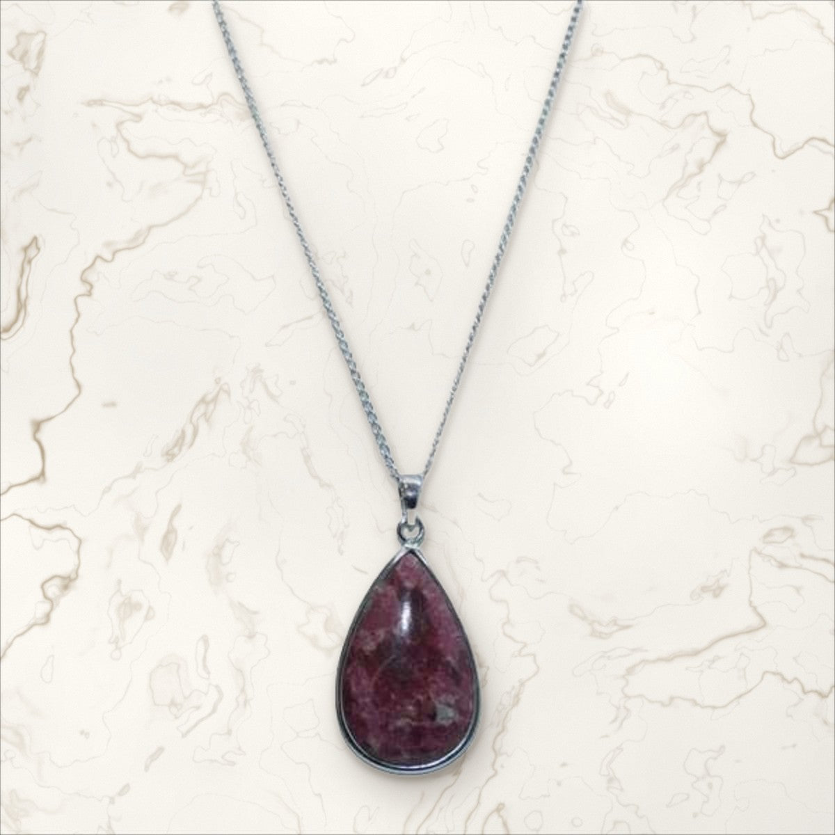 Pendentif Thulite