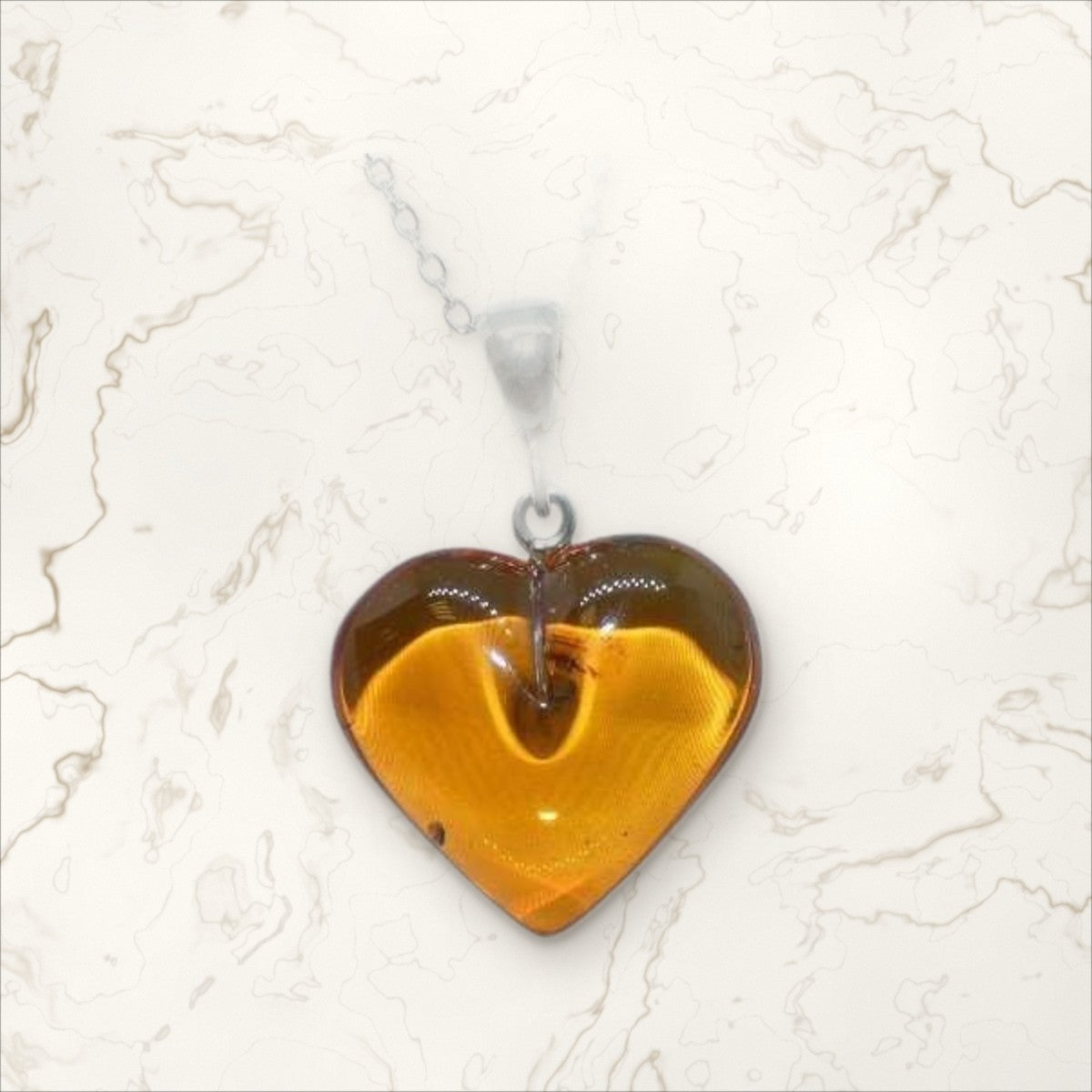 Pendentif Ambre coeur